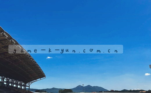 数据档案库中，标签与日期导航清晰可见。
